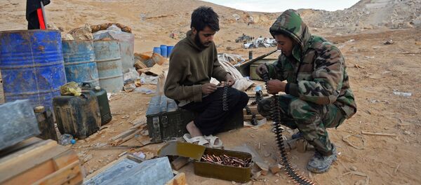 Сиријски војници на борбеним положајима у подручју града Палмире Сиријски војници на борбеним положајима у подручју града Палмире - Sputnik Србија