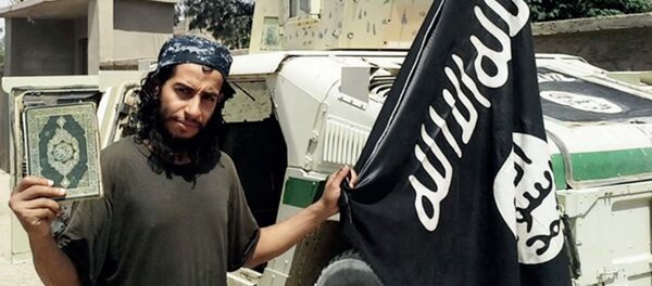 Осмњичени за организацију терористичког напада у Паризу Абделхамид Абауд Осмњичени за организацију терористичког напада у Паризу Абделхамид Абауд - Sputnik Србија