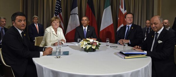 Амерички председник Барак Обама, италијански премијер Матео Ренци, немачка канцеларка Ангела Меркел, британски премијер Дејвид Камерон и француски министар спољних послова Лоран Фабиус на самиту Г-20  у Анталији, у Турској, у понедељак, 16. новембра, 2015 - Sputnik Србија