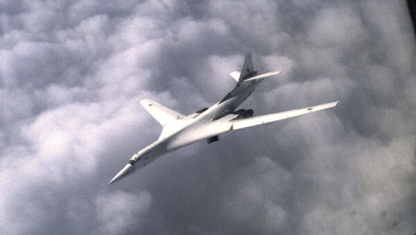 Ruski strateški bombarder Tu-160 - Sputnik Srbija