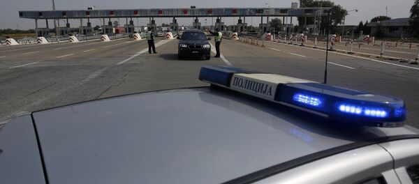 Припадници МУП Србије на српско-хрватској граници, на прелазу Батровци. - Sputnik Србија