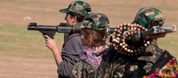 Курдске жене борци Курдске жене борци - Sputnik Србија