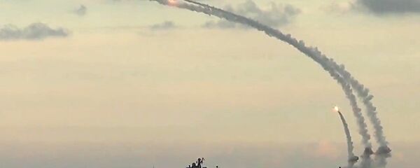 Крстареће ракате испањене на територију терористичке организације ИД - Sputnik Србија