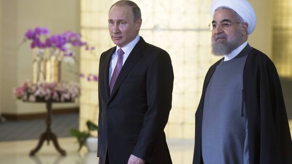 Riski predsednik Vlaldimir Putin i iranski predsednik Hasan Rohani - Sputnik Srbija