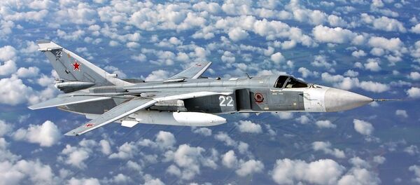 Сухој СУ-24 руски војни авион - Sputnik Србија