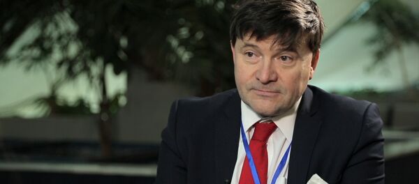 Nil Klark - ekskluzivno za Sputnjik - Sputnik Srbija