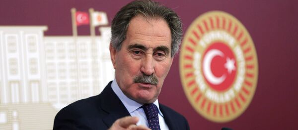 Бивши министар културе и туризма Турске Ертугрул Гунај Бивши министар културе и туризма Турске Ертугрул Гунај - Sputnik Србија