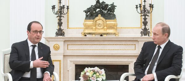 Владимир Путин и Франсоа Оланд - Sputnik Србија