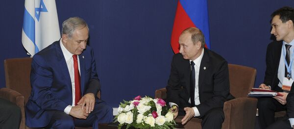 Премијер Израела Бенјамин Нетанјаху и председник Русије Владимир Путин - Sputnik Србија