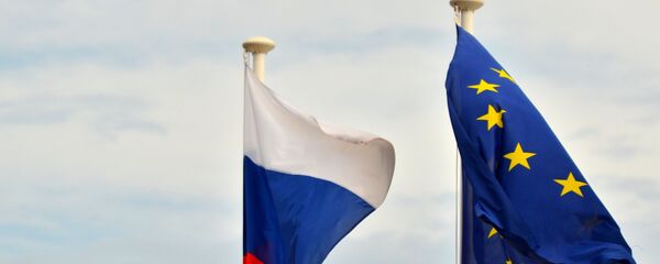 Zastave Rusije i EU - Sputnik Srbija