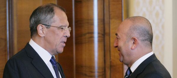 Ministri spoljnih poslova Rusije i Turske Sergej Lavrov i Mevlut Čavušoglu Ministri spoljnih poslova Rusije i Turske Sergej Lavrov i Mevlut Čavušoglu - Sputnik Srbija