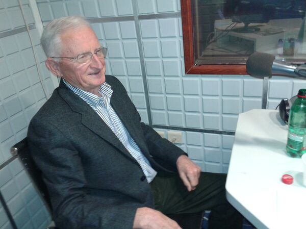 Бивши министар спољних послова Савезне Републике Југославије Живадин Јовановић - Sputnik Србија