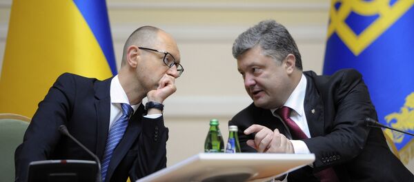 Arsenij Jacenjuk i Petro Porošenko Arsenij Jacenjuk i Petro Porošenko - Sputnik Srbija