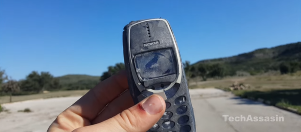 Nokia koja je preživela tenk - Sputnik Srbija