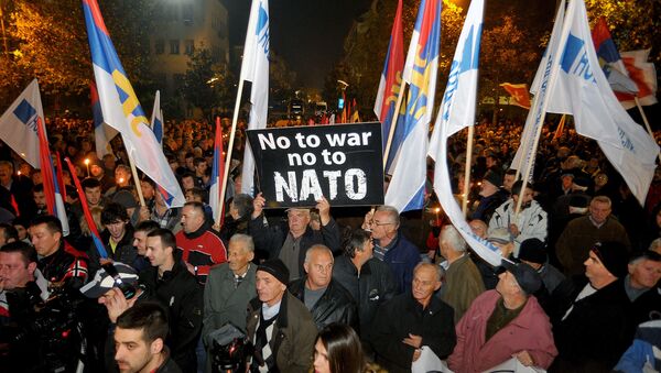 Протест против НАТО у Подгорици - Sputnik Србија