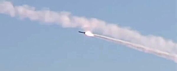 Рафално лансирање крстарећих ракета Калибар са подморнице Ростов на Дону у Средоземном мору Рафално лансирање крстарећих ракета Калибар са подморнице Ростов на Дону у Средоземном мору - Sputnik Србија