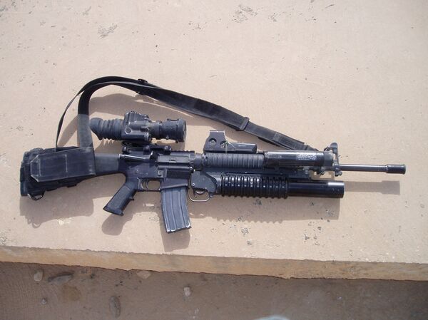 M-16 пушка америчке производње - Sputnik Србија