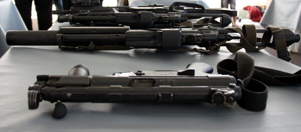 „Hekler i Koh MP5” - veliki broj MP5 mašinki završio je u Siriji i Iraku „Hekler i Koh MP5” - veliki broj MP5 mašinki završio je u Siriji i Iraku - Sputnik Srbija