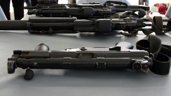 „Hekler i Koh MP5” - veliki broj MP5 mašinki  završio je  u Siriji i Iraku - Sputnik Srbija