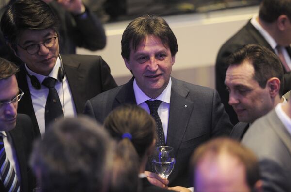 Братислав Гашић и Александар Вулин на пријему поводом отварања преговарачких поглавља са ЕУ.  - Sputnik Србија