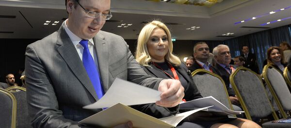 Александар Вучић и Зорана Михајловић - Sputnik Србија
