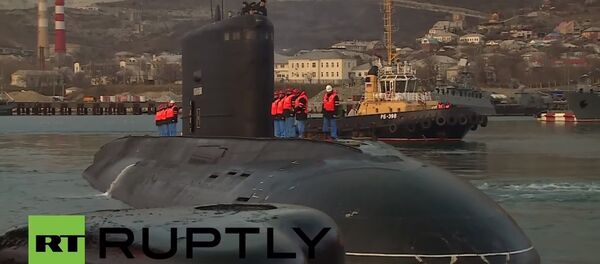 Submarine returns after striking Islamic State targets in Syria - Sputnik Србија