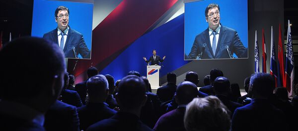 Премијер Србије Александар Вучић на митингу СНС-а у Новом Саду. Премијер Србије Александар Вучић на митингу СНС-а у Новом Саду. - Sputnik Србија