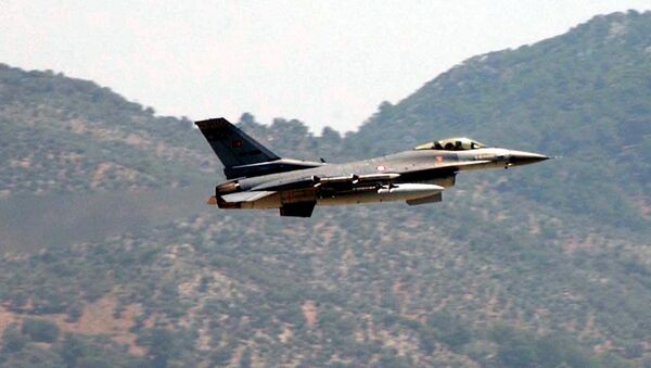 Турски борбени авион Ф-16 - Sputnik Србија