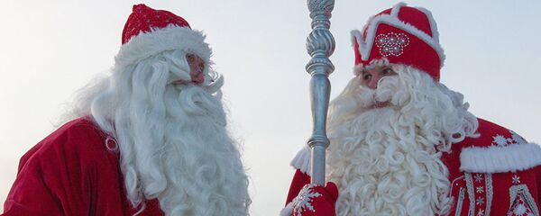 Руски и фински деда Мраз Руски и фински деда Мраз - Sputnik Србија