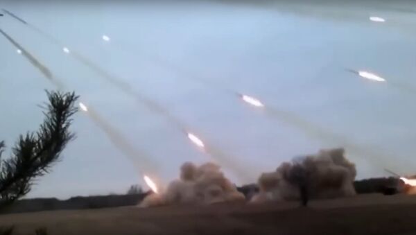 Rocket artillery in action - Sputnik Srbija