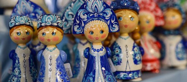 Продаја сувенира - Снегурочка Продаја сувенира - Снегурочка - Sputnik Србија