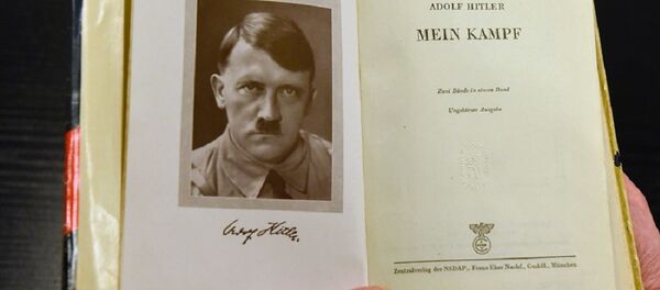 Хитлер, Мајн Кампф - Sputnik Србија