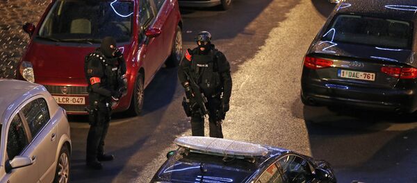 Полиција у Бриселу у потрази за терористима кији су извели напад у Паризу Полиција у Бриселу у потрази за терористима кији су извели напад у Паризу - Sputnik Србија