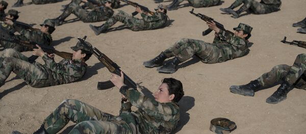 Лавице националне одбране — женски батаљон сиријске војске - Sputnik Србија