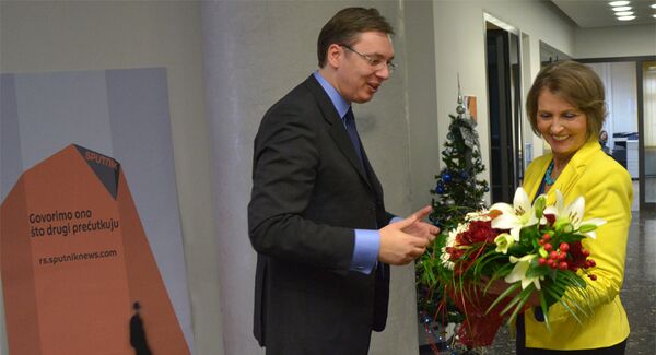 Премијер Србије Александар Вучић и главна уредница Љубинка Милинчић Премијер Србије Александар Вучић и главна уредница Љубинка Милинчић - Sputnik Србија