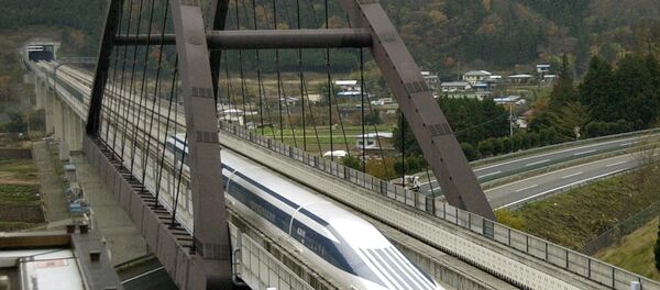 Јапански супер-брзи воз Маглев Јапански супер-брзи воз Маглев - Sputnik Србија