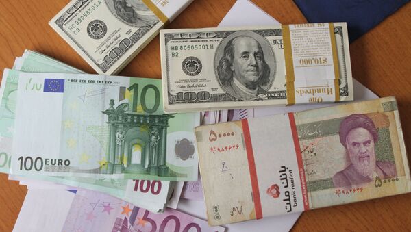 Евро, амерички долар и ирански риал новчанице - Sputnik Србија