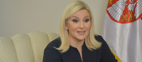 Zamenik premijera i ministar građevinarstva, prometa i infrastrukture Zorana Mihajlović Zamenik premijera i ministar građevinarstva, prometa i infrastrukture Zorana Mihajlović - Sputnik Srbija