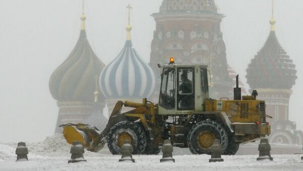 Москва, чишћење снега - Sputnik Србија