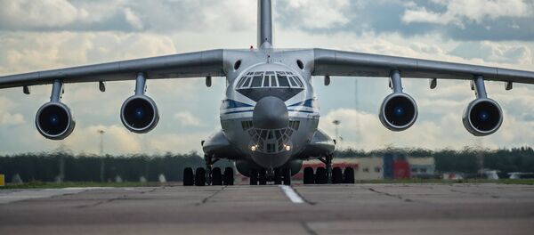 Il-76 vojni transportni avion - Sputnik Srbija