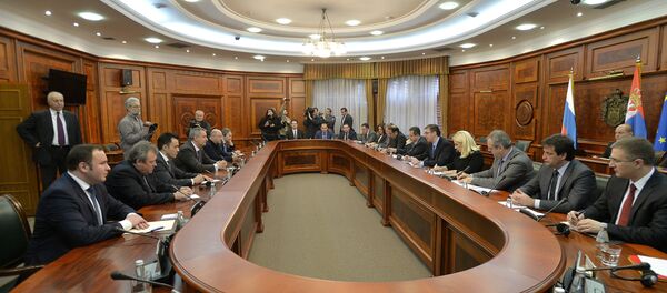 Председник Владе Србије Александар Вучић састао се данас у Влади Србије са замеником премијера Руске Федерације и копредседавајућим руско-српског Мешовитог комитета Дмитријим Рогозиним - Sputnik Србија