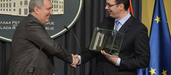 Дмитриј Рогозин и Александар Вучић Дмитриј Рогозин и Александар Вучић - Sputnik Србија