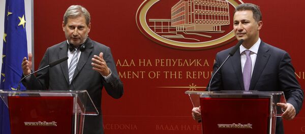 Makedonksi premijer Nikola Gruevski i evropski komesar Jahanes Han - Sputnik Srbija