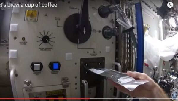 Kuvanje kafe na MSS - Sputnik Srbija