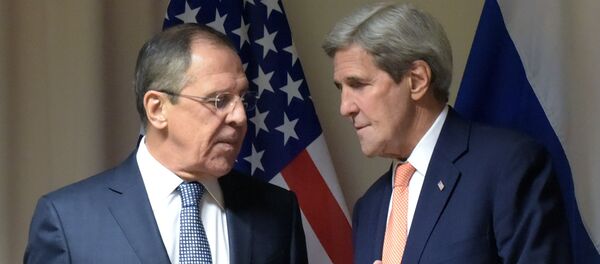 Шефови дипломатија Русије и САД Сергеј Лавров и Џон Кери - Sputnik Србија