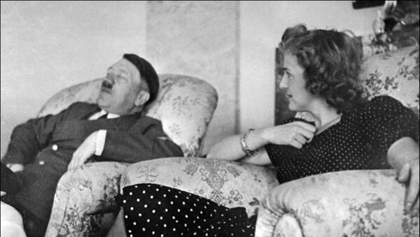 Adolf Hitler i Eva Braun - Sputnik Srbija