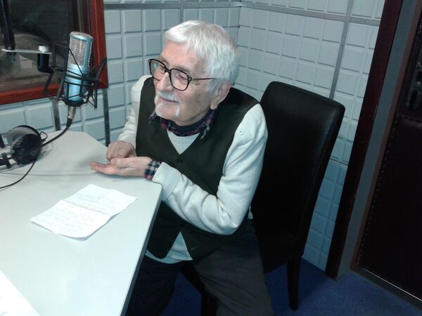 Profesor orijentalistike Rade Božović Profesor orijentalistike Rade Božović - Sputnik Srbija