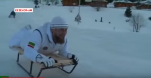 Кадиров на санкању - Sputnik Србија