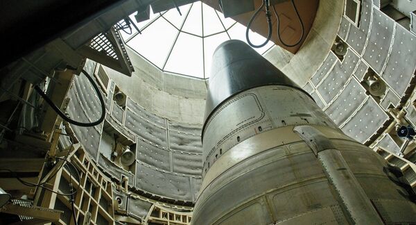 Moskva i Vašington obustavljaju međusobne inspekcije raketnog naoružanja Moskva i Vašington obustavljaju međusobne inspekcije raketnog naoružanja - Sputnik Srbija