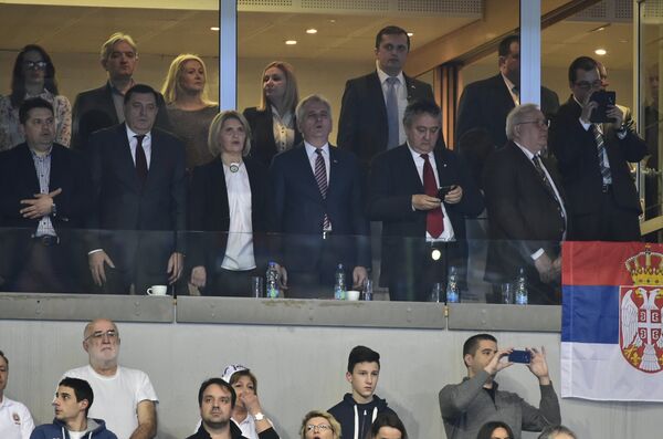 Milorad Dodik, Dragica i Tomislav Nikolić u svečanoj loži u finalu Evropskog prvenstva u vaterpolu - Sputnik Srbija
